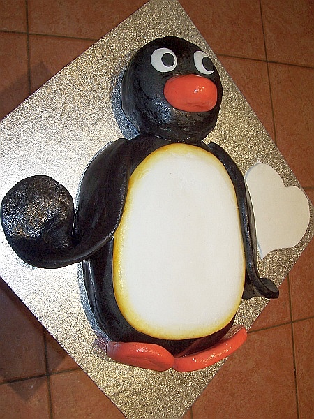 Pingu Cake